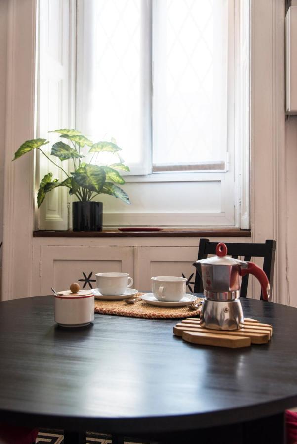 Peaceful Court Apartment In Shopping District ميلان المظهر الخارجي الصورة